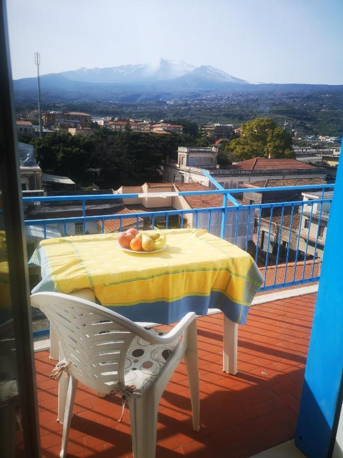 Casa Donna Rosaria Tra Etna E Taormina Apartamento Riposto Exterior foto