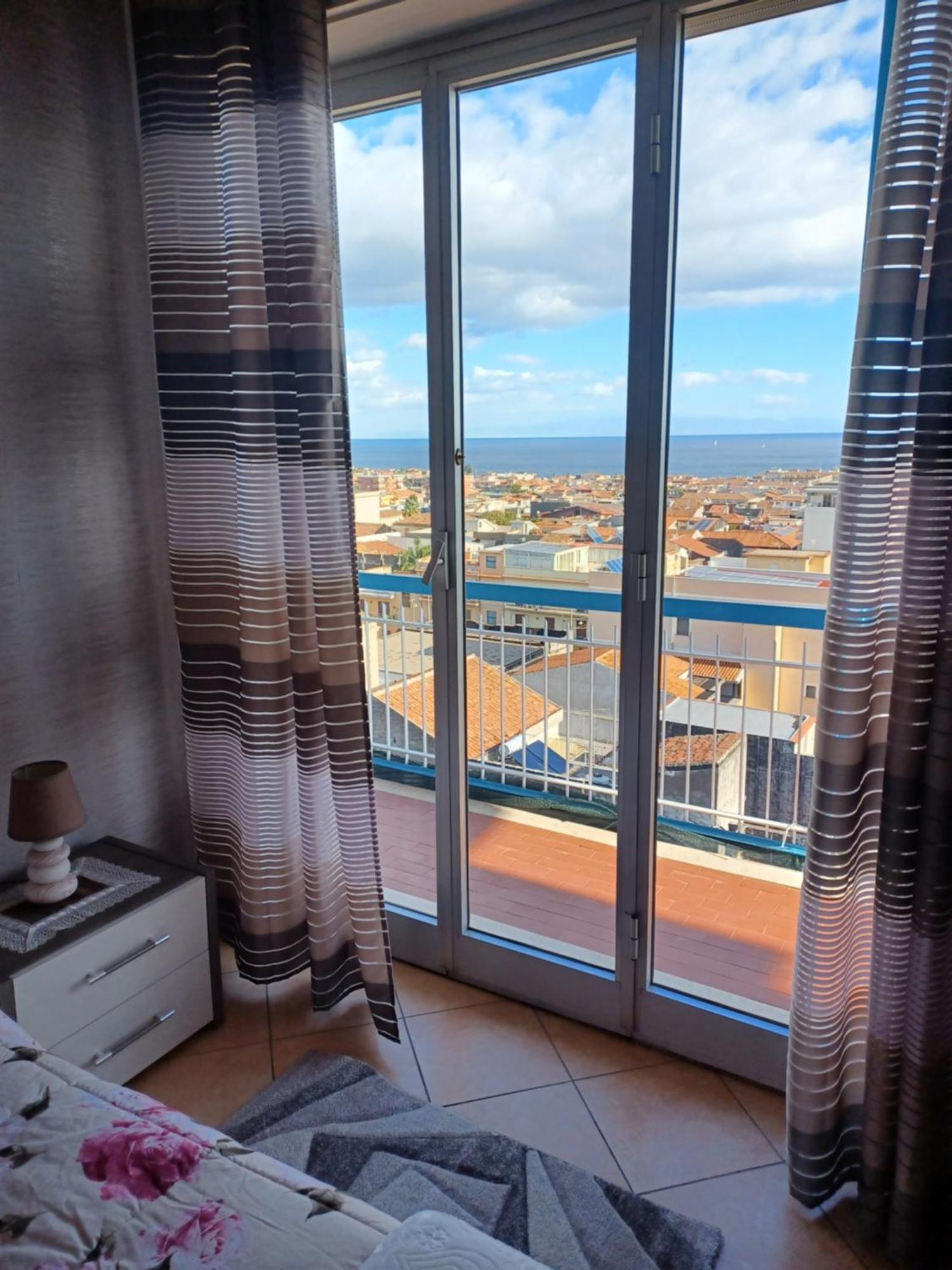 Casa Donna Rosaria Tra Etna E Taormina Apartamento Riposto Exterior foto