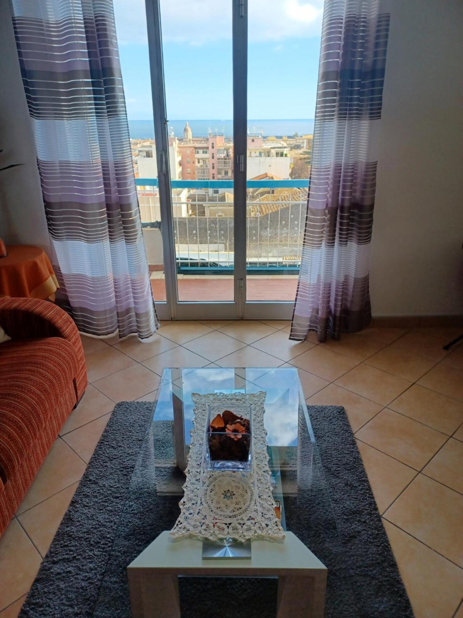 Casa Donna Rosaria Tra Etna E Taormina Apartamento Riposto Exterior foto