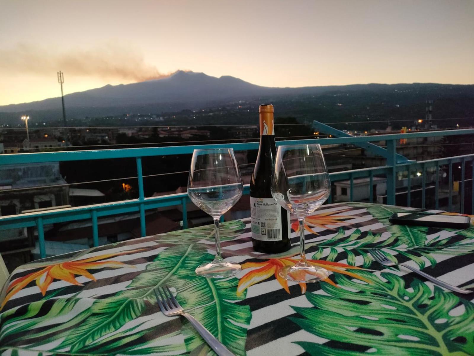 Casa Donna Rosaria Tra Etna E Taormina Apartamento Riposto Exterior foto